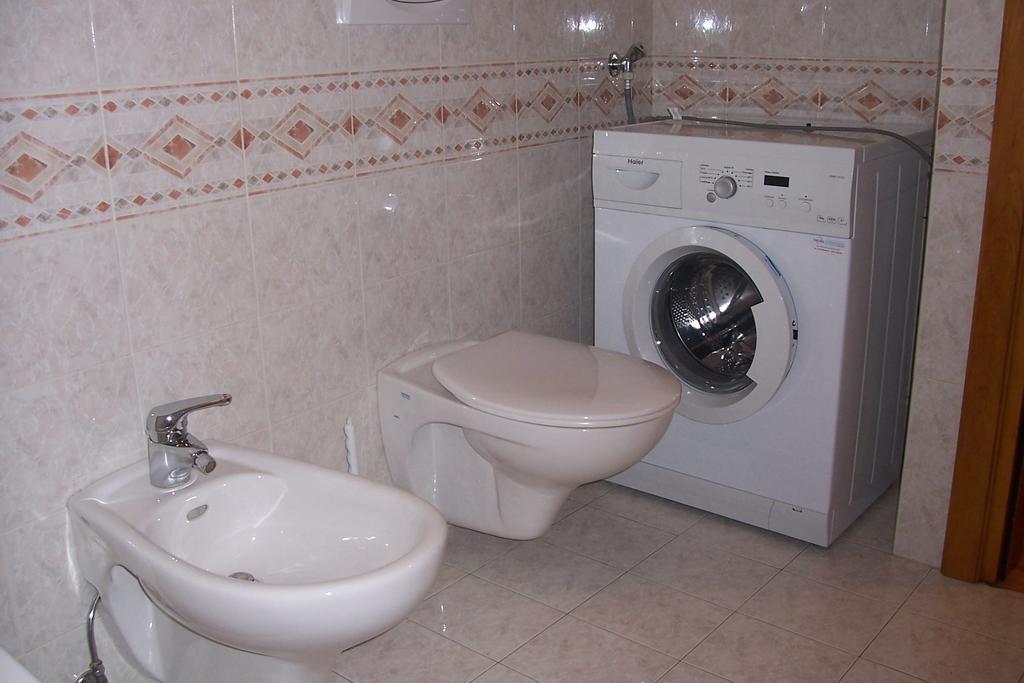Fabbricato Indipendente Centro Apartment Lozzo Cadore Room photo